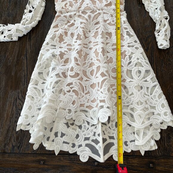 Thurley Arbury Dress with Lace Sleeves NWT Size AU6/US2 - Picture 15 of 15